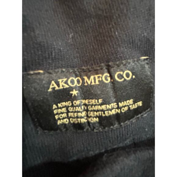 AKOO Black & White Shorts - Men's XL - Great Condition! - Picture 4 of 6